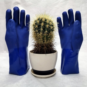 защитные перчатки
